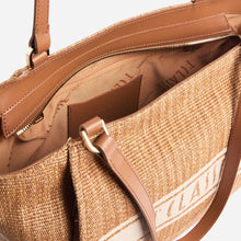 Carica l'immagine nel visualizzatore di Gallery, Alviero Martini 1^A Classe Rafia Coast Shopping Tabacco