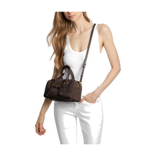 Carica l'immagine nel visualizzatore di Gallery, Michael Kors Borsa A Tracolla Jet Set Travel Extra-Small Suede Chocolate