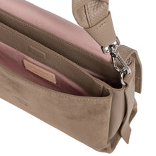 Carica l'immagine nel visualizzatore di Gallery, Coccinelle Boheme Suede Bimaterial Warm Taupe/Warm Ta.