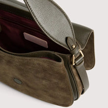 Carica l'immagine nel visualizzatore di Gallery, Coccinelle Mavery Suede Medium Fango/Fango