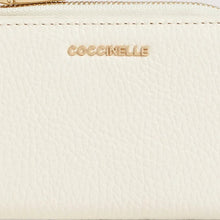 Carica l'immagine nel visualizzatore di Gallery, Portafoglio Coccinelle Metallic Pearl