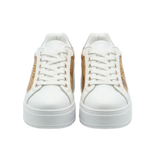 Carica l'immagine nel visualizzatore di Gallery, Alviero Martini 1^A Classe Sneakers Bianco Con Dettaglio Oro
