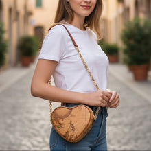 Carica l'immagine nel visualizzatore di Gallery, Alviero Martini 1^A Classe Tracolla Geo Classic a Cuore D012 - STANGA Pelletteria