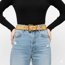 Carica l'immagine nel visualizzatore di Gallery, Alviero Martini 1^Classe Cintura con Fibbia Metallica Geo Classic A275 - STANGA Pelletteria