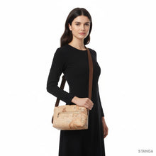 Carica l'immagine nel visualizzatore di Gallery, Alviero Martini 1^Classe Highland Soft Tracolla Verde Muschio - STANGA Pelletteria