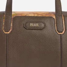 Carica l'immagine nel visualizzatore di Gallery, Alviero Martini 1^Classe Sierra Leather Bauletto Sequoia - STANGA Pelletteria