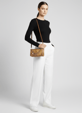 Carica l'immagine nel visualizzatore di Gallery, Alviero Martini Borsa (borsa di seconda mano) D028 - 6000 - STANGA Pelletteria