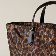 Carica l'immagine nel visualizzatore di Gallery, Borbonese Borsa Shopping Medium Corteccia Leopard - STANGA Pelletteria