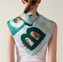 Carica l'immagine nel visualizzatore di Gallery, Borbonese Foulad 90x90 Forest/Marine/Kaki - STANGA Pelletteria