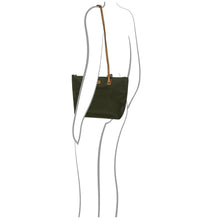 Carica l'immagine nel visualizzatore di Gallery, Bric's X - Collection Sportina Grande 3in1 In Tessuto Riciclato Olive - STANGA Pelletteria