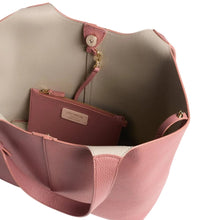 Carica l'immagine nel visualizzatore di Gallery, Coccinelle C-Easy Large Winter Rose - STANGA Pelletteria
