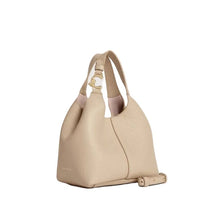 Carica l'immagine nel visualizzatore di Gallery, Coccinelle C - Easy Small Sandshell - STANGA Pelletteria