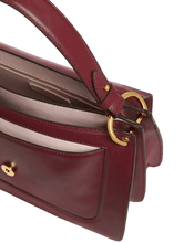 Carica l'immagine nel visualizzatore di Gallery, Coccinelle C - Me Calf Medium Ribes - STANGA Pelletteria