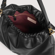 Carica l'immagine nel visualizzatore di Gallery, Coccinelle Lidia Medium Noir - STANGA Pelletteria