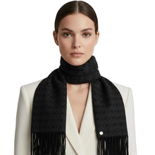Carica l'immagine nel visualizzatore di Gallery, Coccinelle Monogram Sciarpa Multi Noir - STANGA Pelletteria