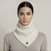 Carica l'immagine nel visualizzatore di Gallery, Coccinelle Sciarpa Linette Butter - STANGA Pelletteria