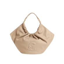 Carica l'immagine nel visualizzatore di Gallery, Coccinelle Smash Medium Sandshell - STANGA Pelletteria