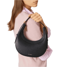 Carica l'immagine nel visualizzatore di Gallery, Coccinelle Whisper Noir - STANGA Pelletteria