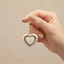 Carica l'immagine nel visualizzatore di Gallery, Furla Portachiavi Cameo Venus Cuore Perla - STANGA Pelletteria