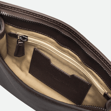 Carica l'immagine nel visualizzatore di Gallery, Gianni Chiarini Florence Pochette Con Polsiera Testa Di Moro - STANGA Pelletteria