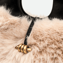 Carica l'immagine nel visualizzatore di Gallery, Gianni Chiarini Infinity Small Ecopelliccia Alabaster - STANGA Pelletteria