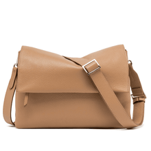 Carica l'immagine nel visualizzatore di Gallery, Gianni Chiarini Three Clay BS12305/COMM GRN - STANGA Pelletteria