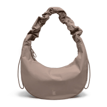 Carica l'immagine nel visualizzatore di Gallery, Got Bag Moon Bag Ruffle Oyster - STANGA Pelletteria