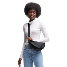 Carica l'immagine nel visualizzatore di Gallery, Got Bag Moon Bag Small Black - STANGA Pelletteria