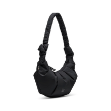 Carica l'immagine nel visualizzatore di Gallery, Got Bag Pleat Moon Bag Small Black - STANGA Pelletteria