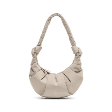 Carica l'immagine nel visualizzatore di Gallery, Got Bag Pleat Moon Bag Small Scallop - STANGA Pelletteria