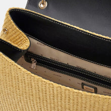 Carica l'immagine nel visualizzatore di Gallery, Guess Borsa A Spalla Maggie Medium Straw Natural/Black - STANGA Pelletteria