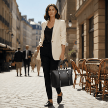 Carica l'immagine nel visualizzatore di Gallery, Guess Luxe Borsa a Mano in Pelle (borsa di seconda mano) HWLAIL0206 - STANGA Pelletteria
