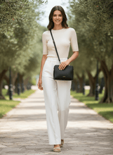 Carica l'immagine nel visualizzatore di Gallery, Liu Jo Borsa (borsa di seconda mano) A66005 - E0087 - STANGA Pelletteria