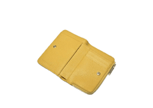 Carica l'immagine nel visualizzatore di Gallery, Portafoglio Coccinelle Logo C - me Soleado - STANGA Pelletteria