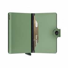 Carica l'immagine nel visualizzatore di Gallery, Secrid Miniwallet Yard Powder Pistachio - STANGA Pelletteria