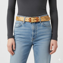 Carica l'immagine nel visualizzatore di Gallery, Alviero Martini 1^A Classe Cintura Geo Classic A278