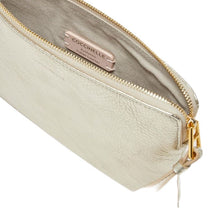 Carica l'immagine nel visualizzatore di Gallery, Coccinelle Alias Medium Pale Gold - STANGA Pelletteria