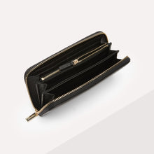 Carica l'immagine nel visualizzatore di Gallery, Coccinelle Metallic Soft Noir - STANGA Pelletteria