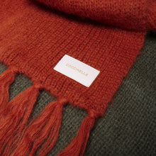 Carica l'immagine nel visualizzatore di Gallery, Coccinelle Sciarpa Glory Multi Tangerine - STANGA Pelletteria