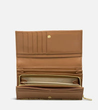 Carica l'immagine nel visualizzatore di Gallery, Geo Classic Portafogli grande Alviero Martini 1^A Classe - STANGA Pelletteria