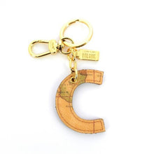 Carica l'immagine nel visualizzatore di Gallery, Lettera C portachiavi Alviero Martini 1^ Classe - STANGA Pelletteria