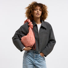 Carica l'immagine nel visualizzatore di Gallery, Got Bag Moon Bag Ruffle Vicky Hot Coral
