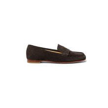 Carica l'immagine nel visualizzatore di Gallery, Michael Kors Jennings Suede Loafer Chocolate
