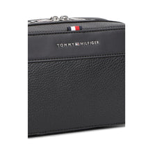 Carica l'immagine nel visualizzatore di Gallery, Tommy Hilfiger Pochette Toilette Black
