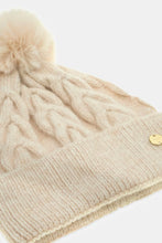 Carica l'immagine nel visualizzatore di Gallery, Guess Cuffia Knitted Pon-Pon White SISTEMARE FOTO
