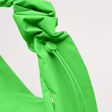 Carica l'immagine nel visualizzatore di Gallery, Got Bag Moon Bag Ruffle Leaf Sheep
