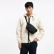 Carica l'immagine nel visualizzatore di Gallery, Got Bag Adapt Sling Bag Black
