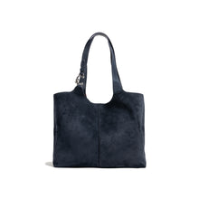 Carica l'immagine nel visualizzatore di Gallery, Coccinelle C-Easy Large Suede Midnight Blue/Midnight Blue
