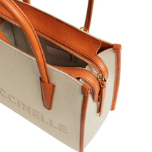 Carica l'immagine nel visualizzatore di Gallery, Coccinelle Myrtha26 Canvas Small Natural/Crab
