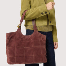 Carica l'immagine nel visualizzatore di Gallery, Coccinelle C-Easy Check Suede Embroidery Small Berry/Berry
